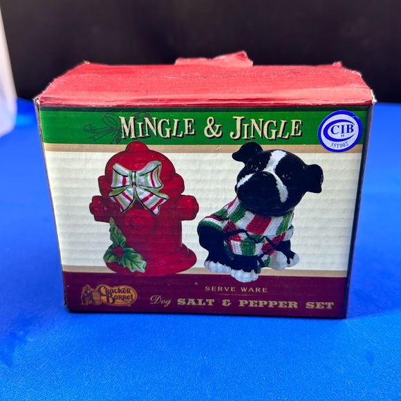 NOS Cracker Barrel "Mingle & Jingle" Salt And Pepper Shaker Set - Picture 1 of 5